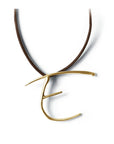 E / 14k yellow gold lettres pendant