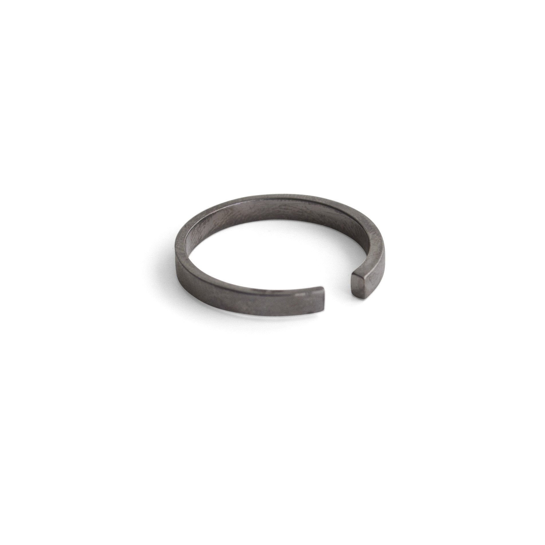 sterling silver plated in black rhodium tapered stake band