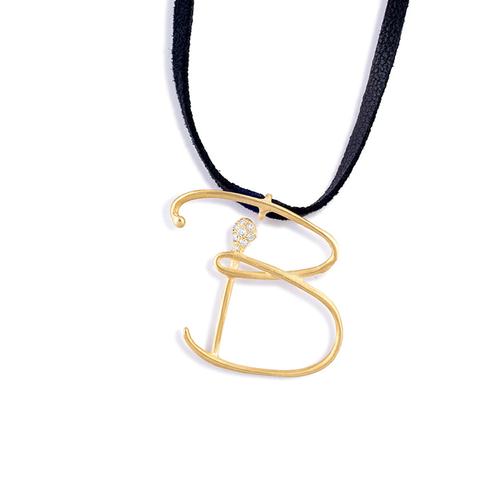 B lettres pendant with pavé diamonds