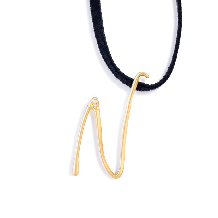 N lettres pendant with pavé diamonds