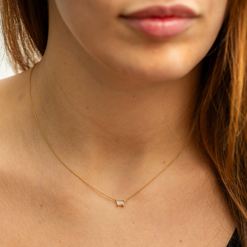 tapered baguette diamond necklace