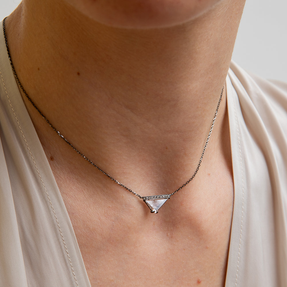  white diamond slice necklace