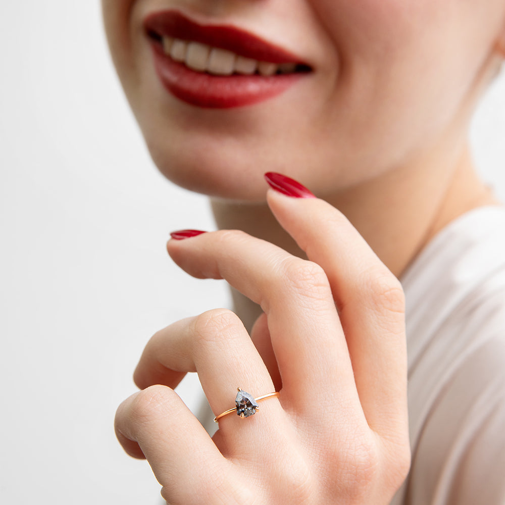  shield spinel solitaire ring
