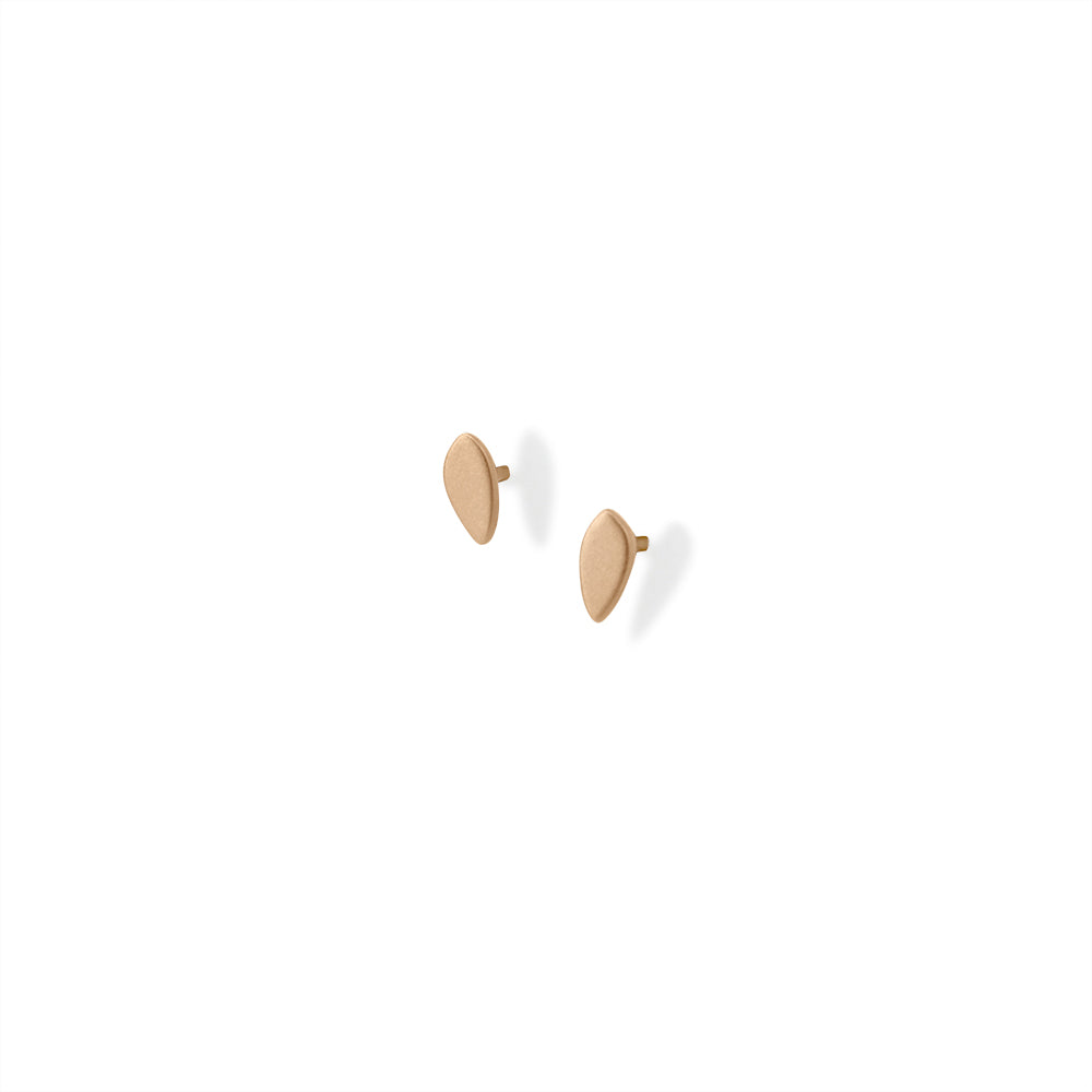 18k rose gold / 3223 tiny totem studs