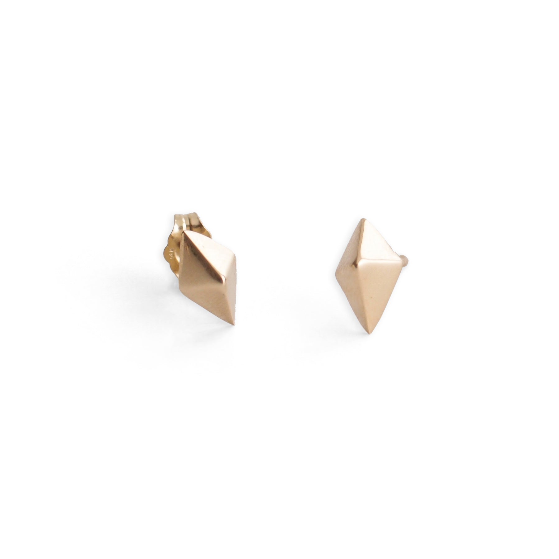 14k yellow gold lis studs