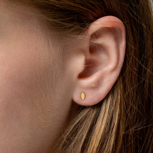  tiny totem studs
