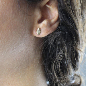  pavé lis studs