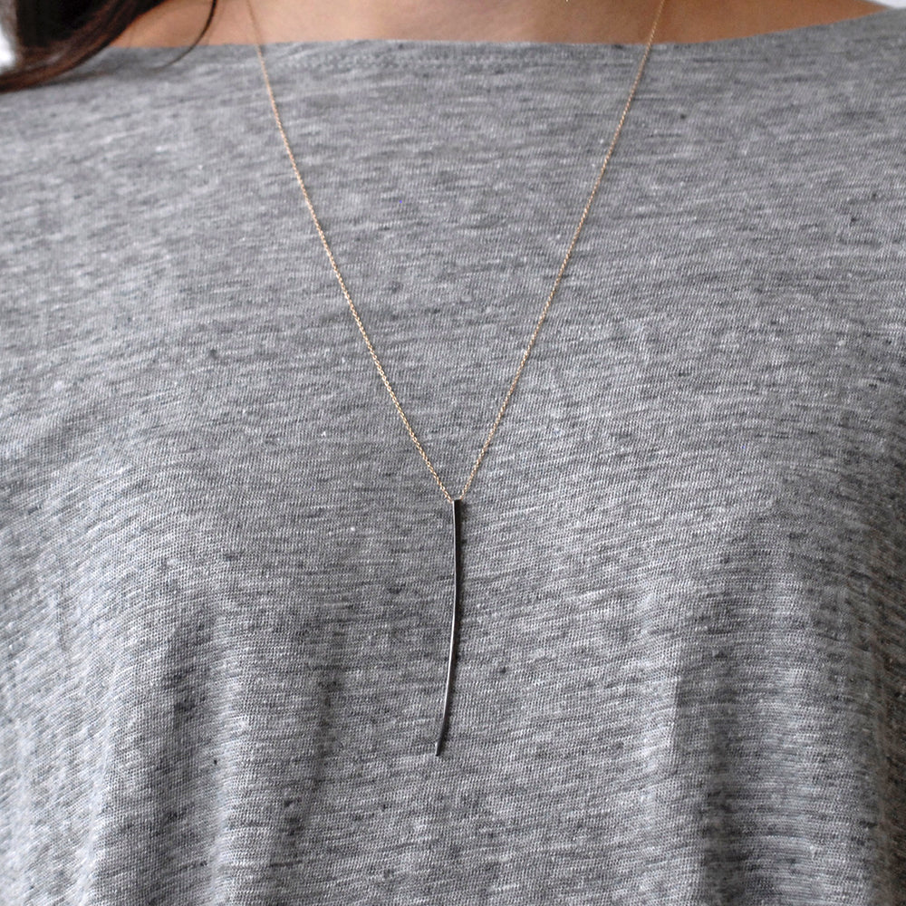  curved stake pendant