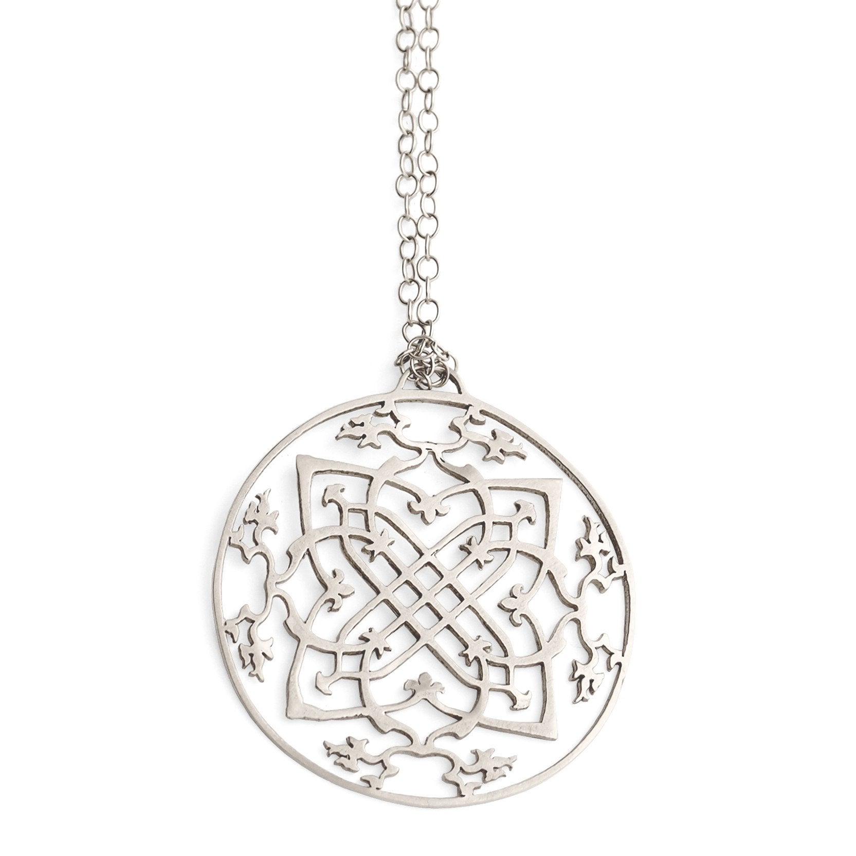 sterling silver / 27&quot; silver chain arabesque medallion