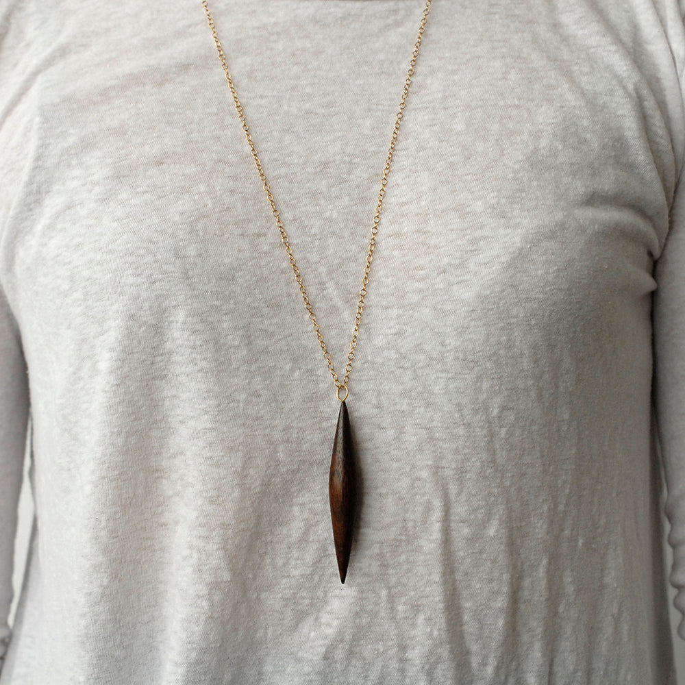  wood ficelle necklace