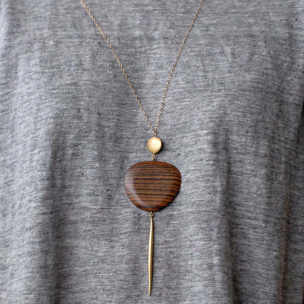  wood oval and point pendant