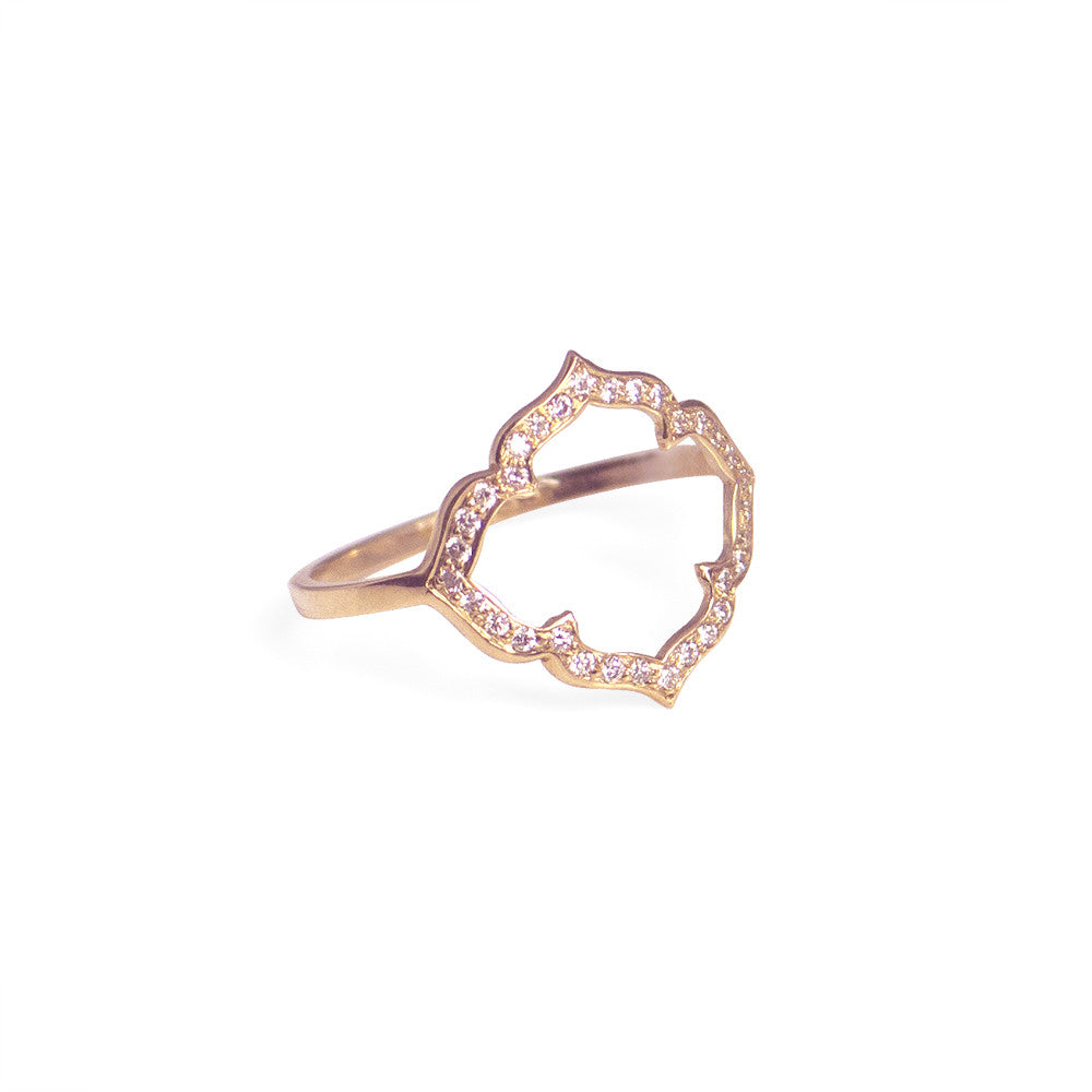 18k yellow with white diamonds / 5 pavé clover ring