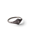 14k white gold plated in black rhodium with black diamonds / 5 pavé lis ring