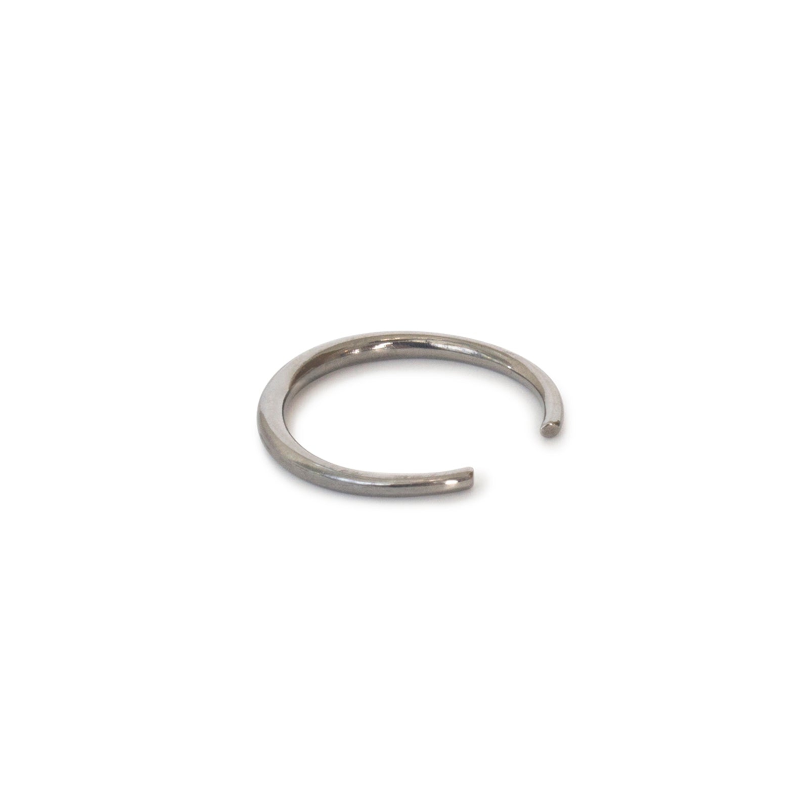 sterling silver plated in black rhodium / thin arpent stacking rings